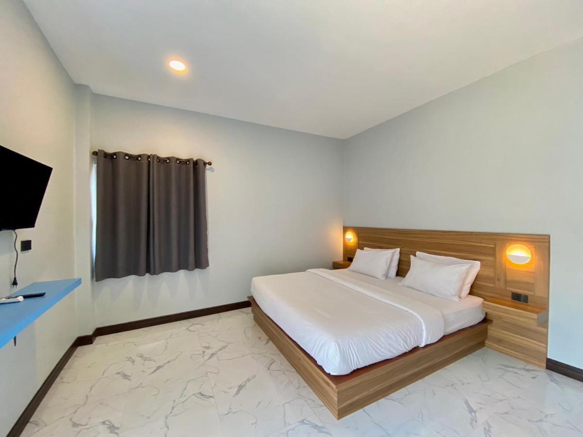 Blue Aura Pool Villa Nai Yang Beach Екстериор снимка