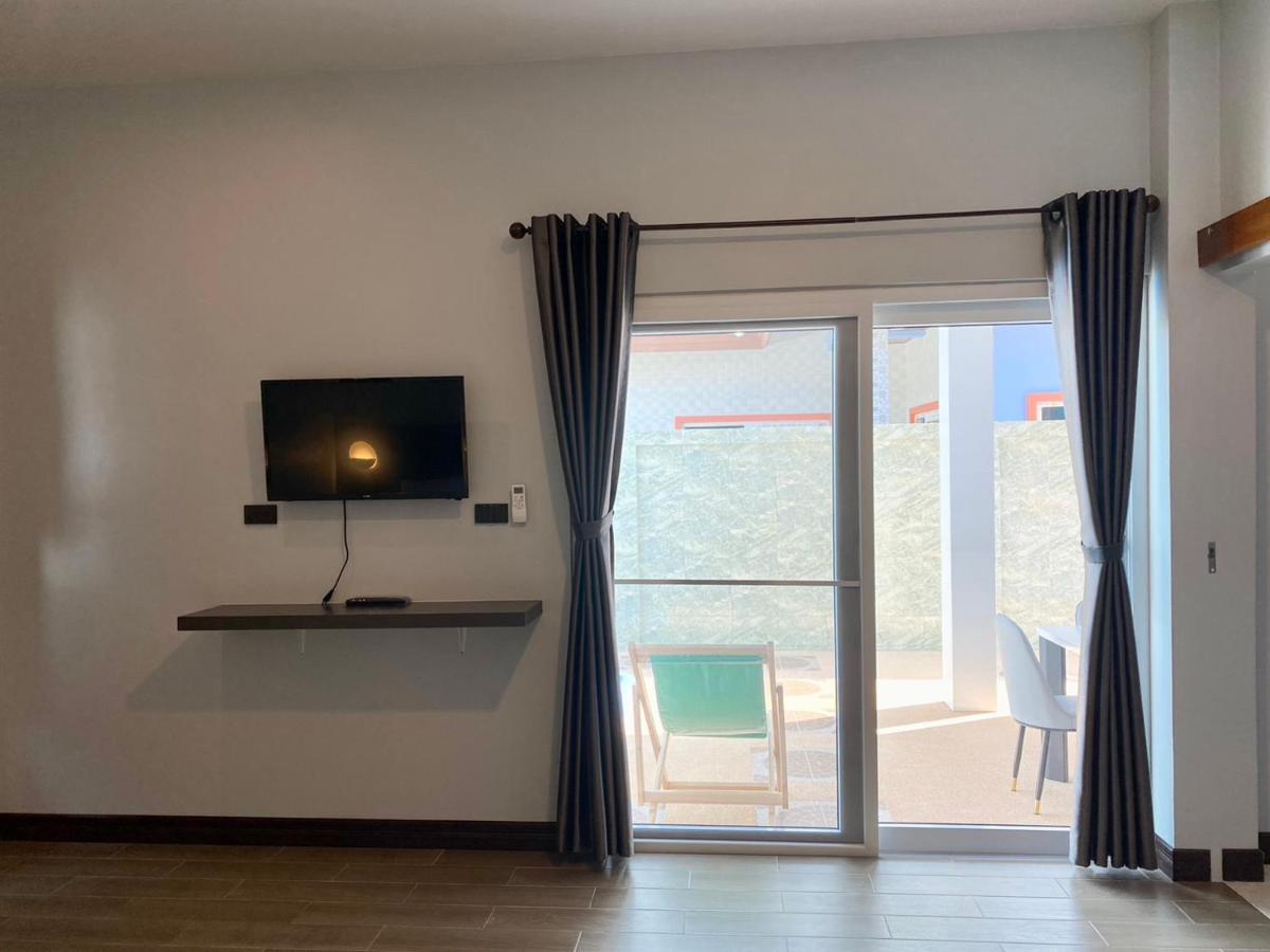 Blue Aura Pool Villa Nai Yang Beach Екстериор снимка