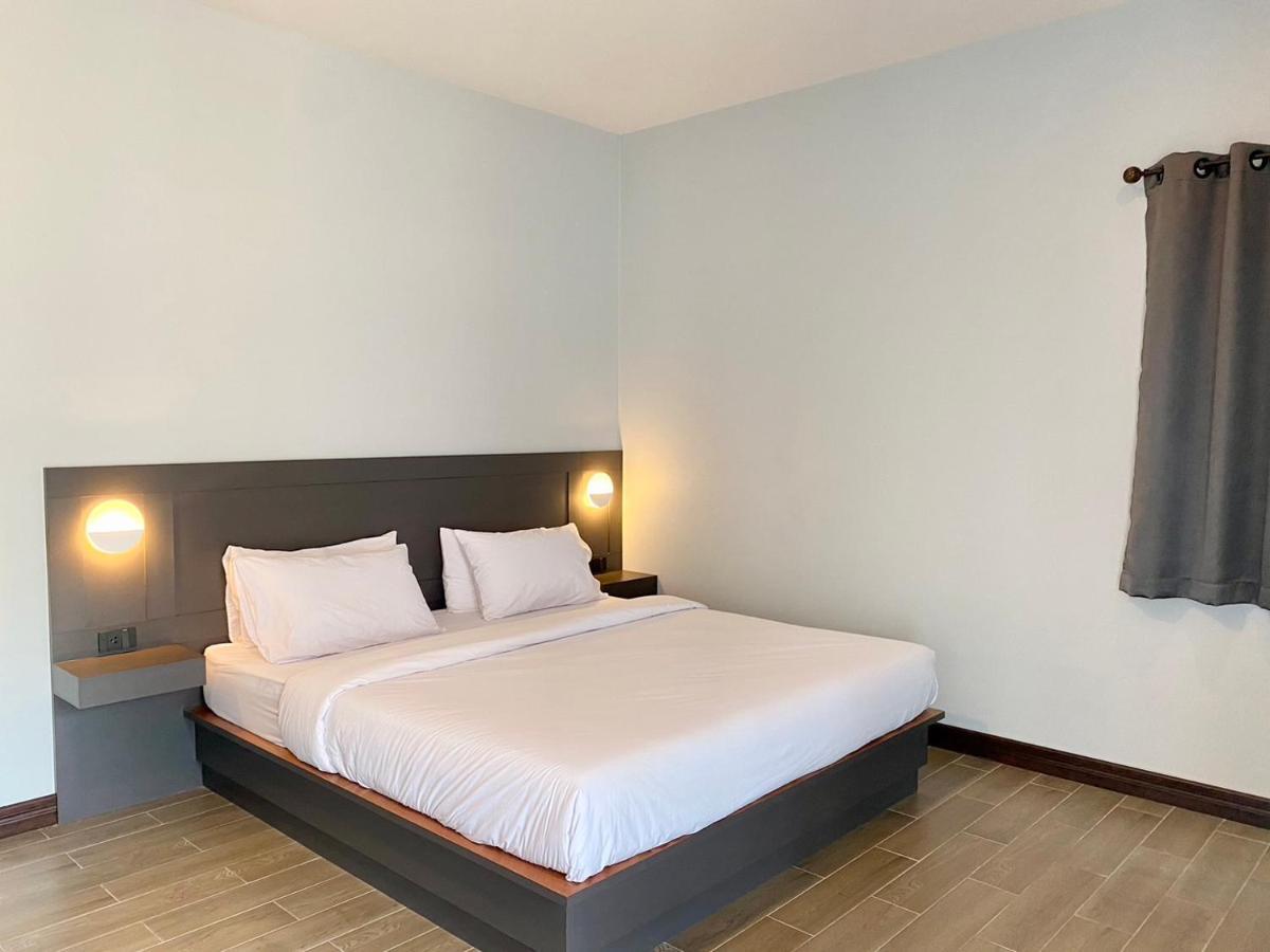 Blue Aura Pool Villa Nai Yang Beach Екстериор снимка