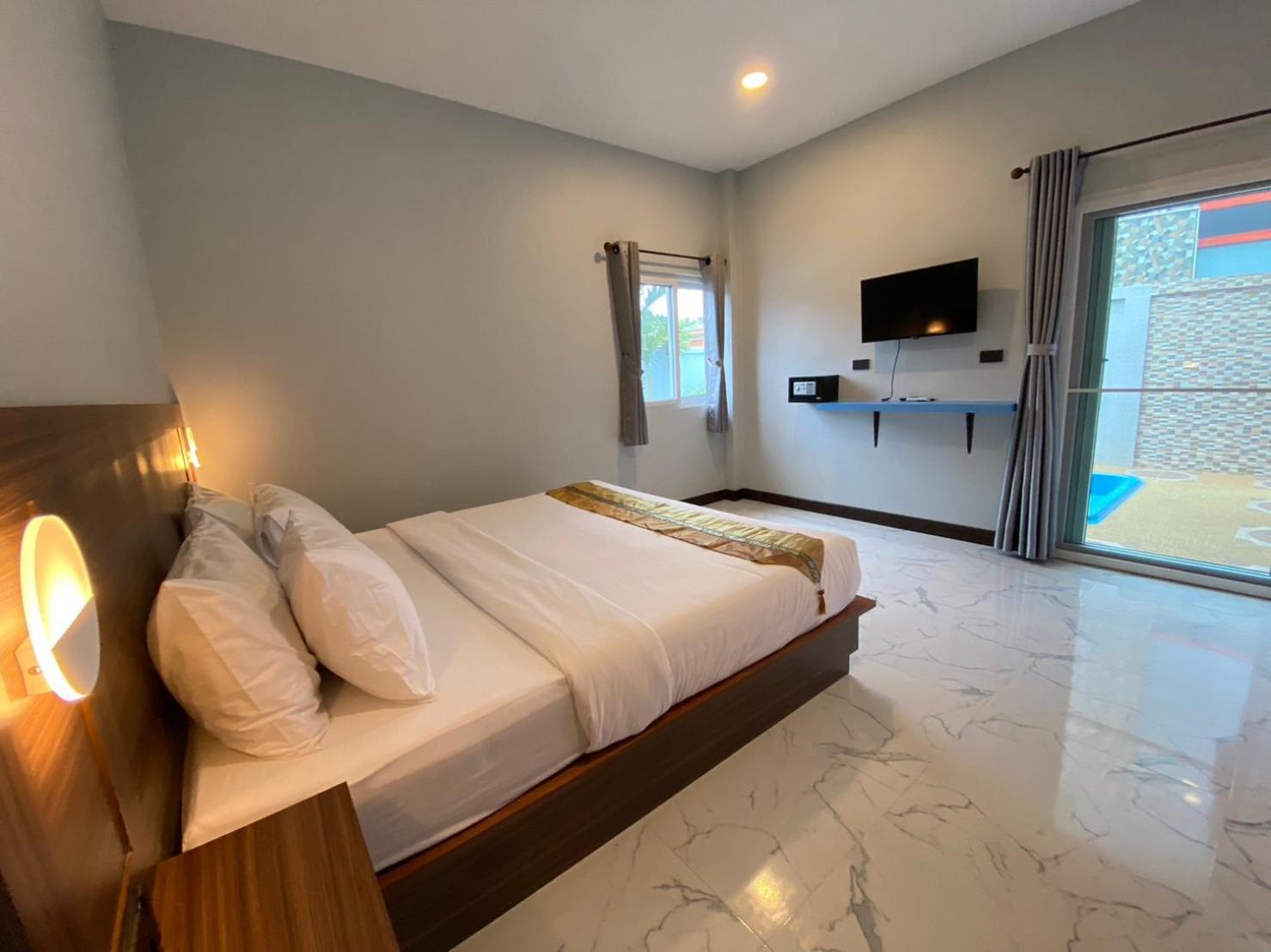 Blue Aura Pool Villa Nai Yang Beach Екстериор снимка